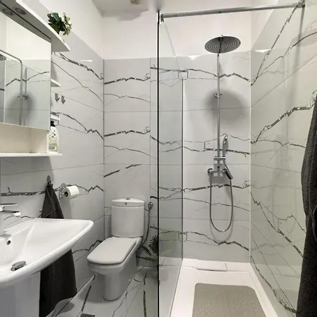 Appartement Liv - Private Parking And Terrace